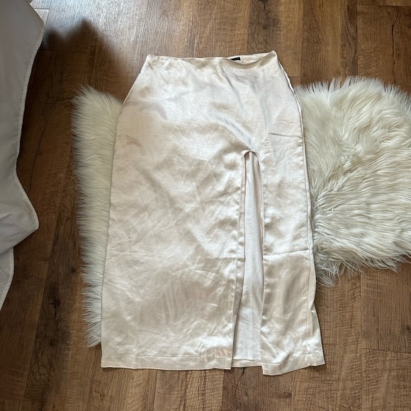 LULU’S Headed To Happy Hour Champagne Satin Midi Skirt - Picture 5 of 6